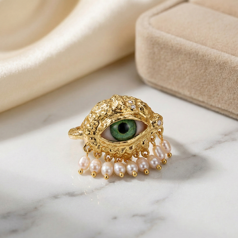 Bijoux All eyes on you
