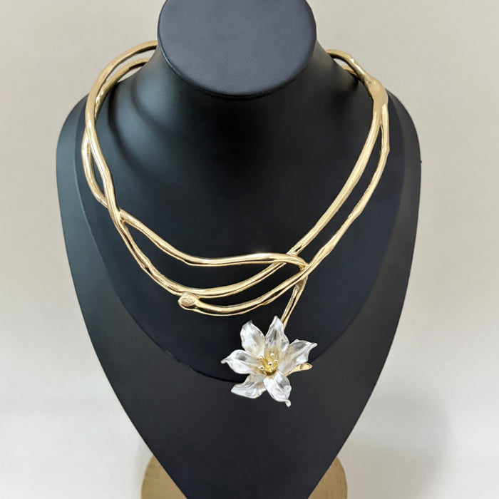 Collier Nika